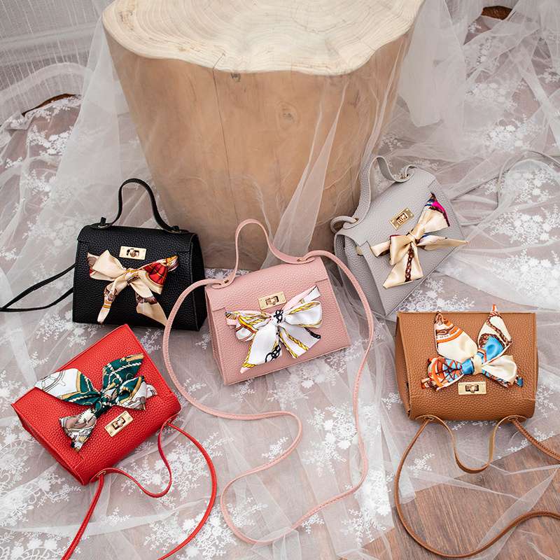 Cross-Border Mini Kelly Bag Korean Style Lychee Pattern Silk Scarf Handbag 2024 Shoulder Crossbody Mobile Phone Bag Small Bag Wholesale