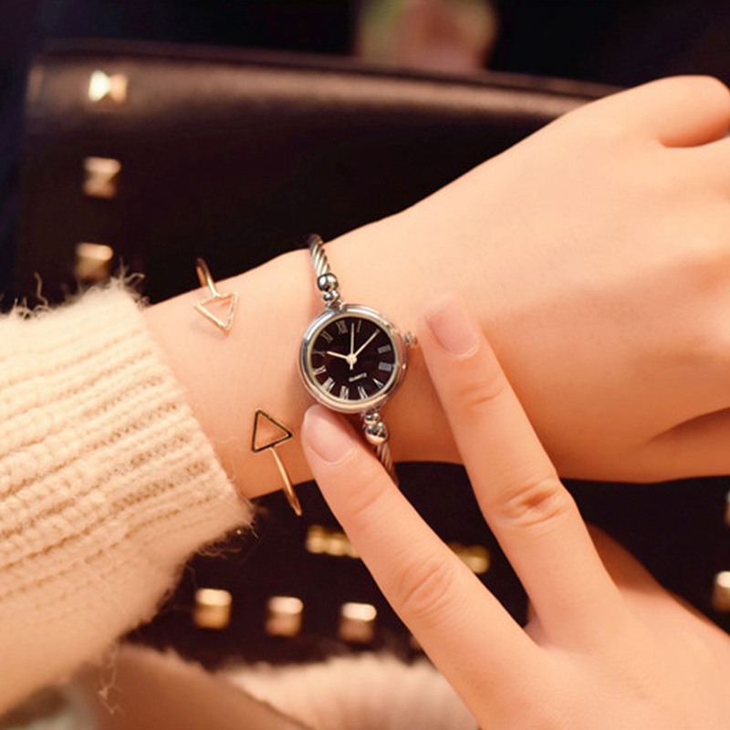 ZZ Bracelet Watch for Girls Student Minimalist Small Thin Strap Ins Retro Easy Matching Small Fresh Opening - Image 2
