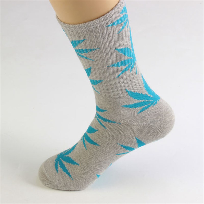 INS Internet Celebrity Mid-Calf Leaf Socks Men and Women Street Sports Skateboard Maple Leaf-Shaped Socks Cotton Stockings Female Trendy Socks Manufacturer - Image 3