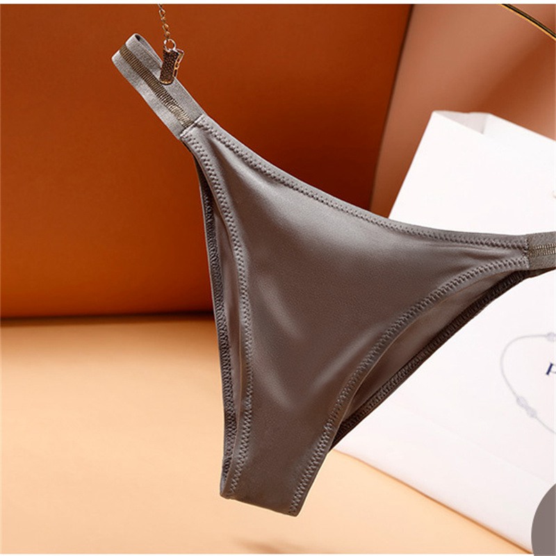 European and American Sexy Seamless Underwear Women's Pure Desire Mid-Waist Ice Silk Bikini Hip Lifting Triangle Underwear No Feeling Comfortable Cotton Crotch - Image 4