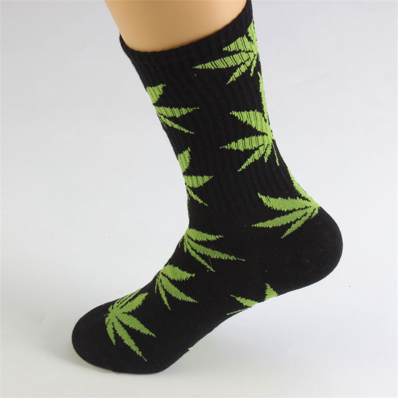 INS Internet Celebrity Mid-Calf Leaf Socks Men and Women Street Sports Skateboard Maple Leaf-Shaped Socks Cotton Stockings Female Trendy Socks Manufacturer - Image 6