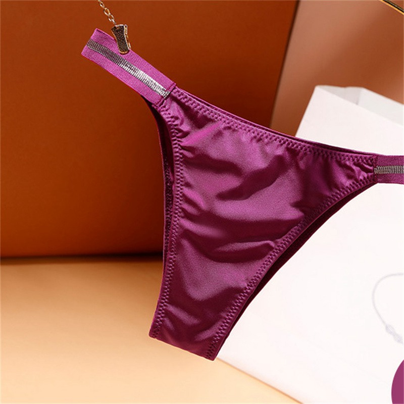 European and American Sexy Seamless Underwear Women's Pure Desire Mid-Waist Ice Silk Bikini Hip Lifting Triangle Underwear No Feeling Comfortable Cotton Crotch - Image 5