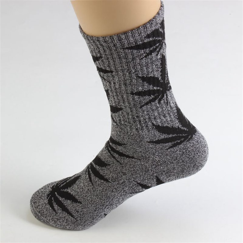 INS Internet Celebrity Mid-Calf Leaf Socks Men and Women Street Sports Skateboard Maple Leaf-Shaped Socks Cotton Stockings Female Trendy Socks Manufacturer - Image 7