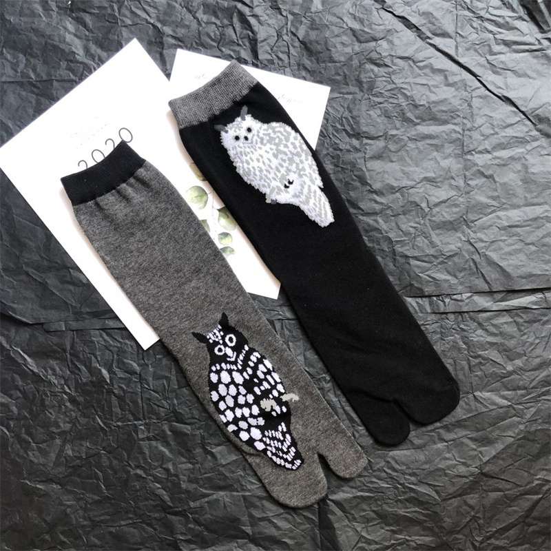 Japanese Multi-Color Jacquard Carrot Chestnut Flower Artistic Cute Two-Toe Socks Mid-Calf Tabi Toe Socks Trendy Socks - Image 35