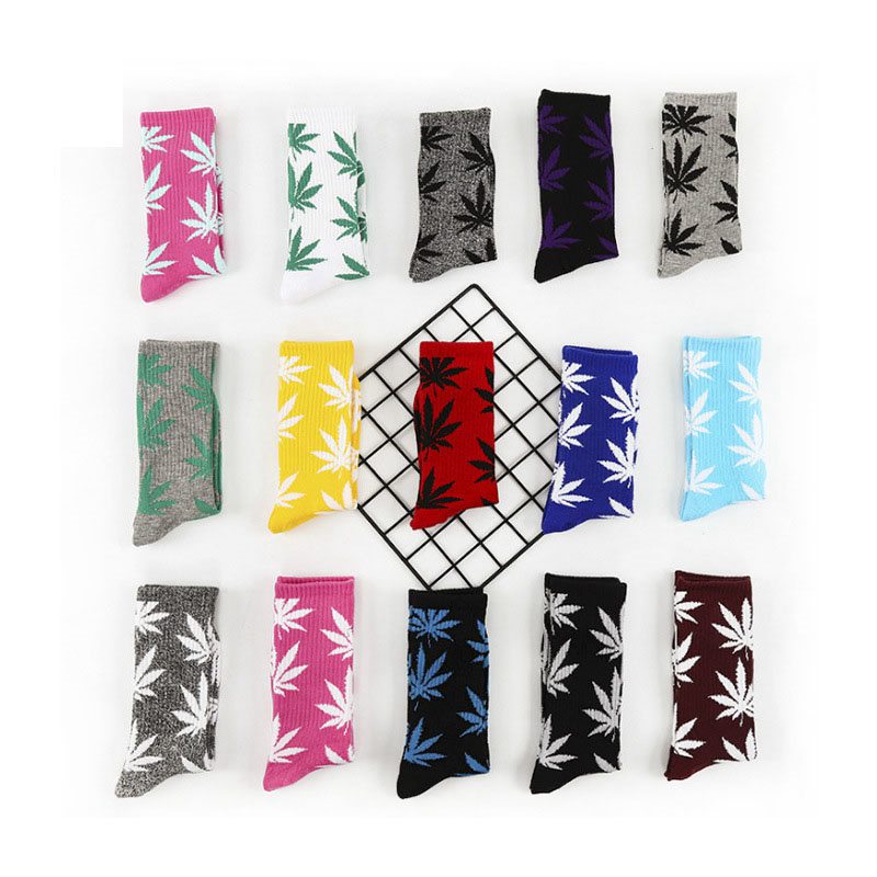 INS Internet Celebrity Mid-Calf Leaf Socks Men and Women Street Sports Skateboard Maple Leaf-Shaped Socks Cotton Stockings Female Trendy Socks Manufacturer - Image 12