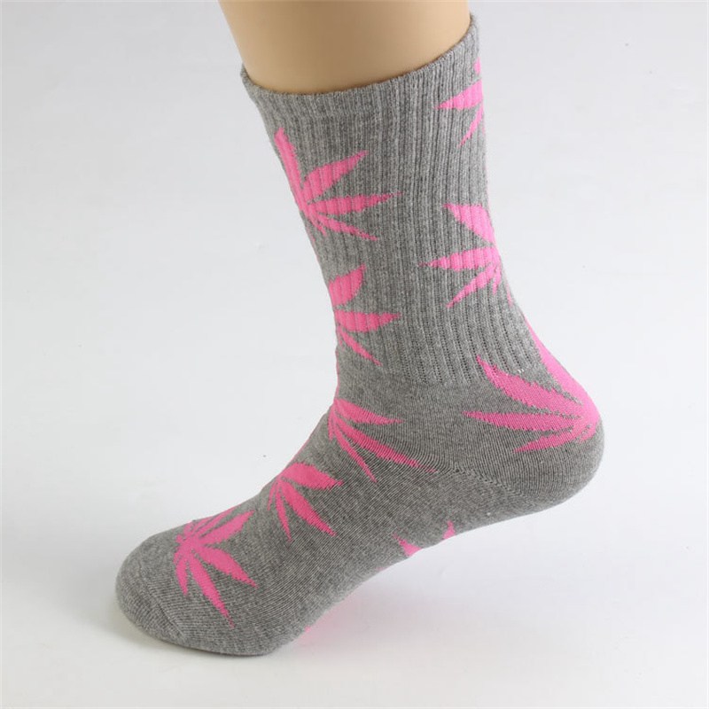 INS Internet Celebrity Mid-Calf Leaf Socks Men and Women Street Sports Skateboard Maple Leaf-Shaped Socks Cotton Stockings Female Trendy Socks Manufacturer - Image 13