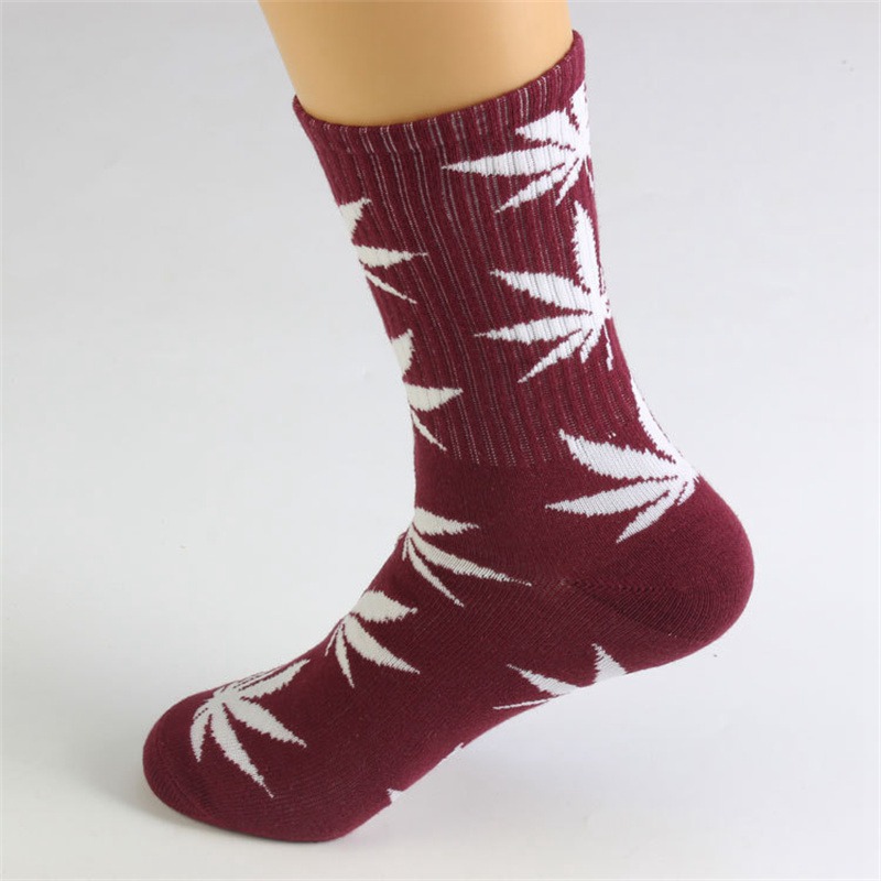 INS Internet Celebrity Mid-Calf Leaf Socks Men and Women Street Sports Skateboard Maple Leaf-Shaped Socks Cotton Stockings Female Trendy Socks Manufacturer - Image 20