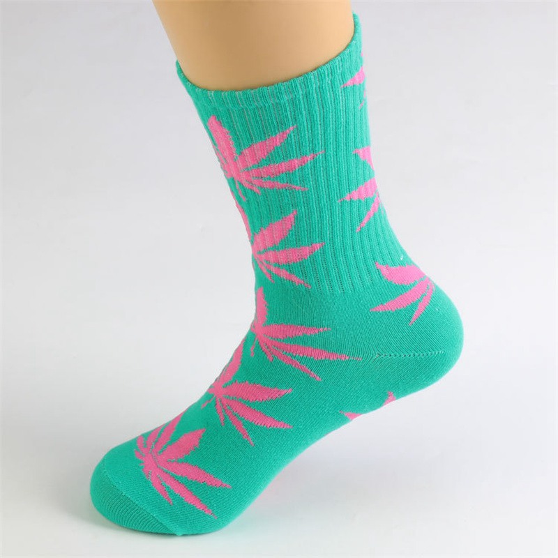 INS Internet Celebrity Mid-Calf Leaf Socks Men and Women Street Sports Skateboard Maple Leaf-Shaped Socks Cotton Stockings Female Trendy Socks Manufacturer - Image 21