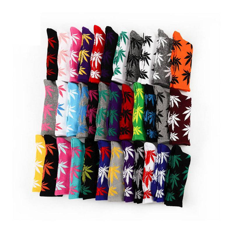 INS Internet Celebrity Mid-Calf Leaf Socks Men and Women Street Sports Skateboard Maple Leaf-Shaped Socks Cotton Stockings Female Trendy Socks Manufacturer - Image 23