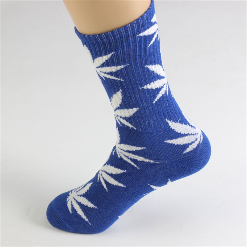 INS Internet Celebrity Mid-Calf Leaf Socks Men and Women Street Sports Skateboard Maple Leaf-Shaped Socks Cotton Stockings Female Trendy Socks Manufacturer - Image 28