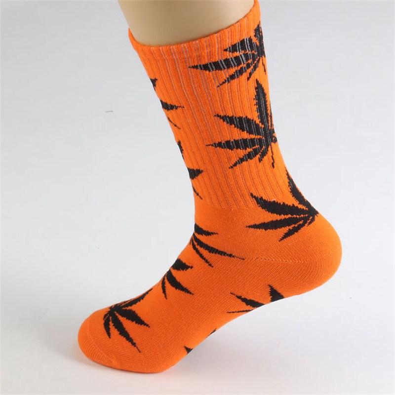 INS Internet Celebrity Mid-Calf Leaf Socks Men and Women Street Sports Skateboard Maple Leaf-Shaped Socks Cotton Stockings Female Trendy Socks Manufacturer - Image 29
