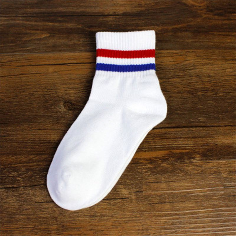 Parallel Bars Classic Stripes Couple Socks Wholesale College Style Tube Socks Retro Casual Socks for Men and Women - Image 6