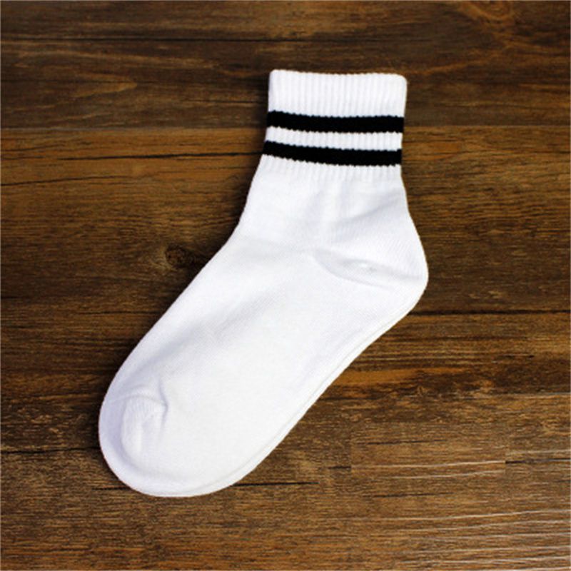 Parallel Bars Classic Stripes Couple Socks Wholesale College Style Tube Socks Retro Casual Socks for Men and Women - Image 7