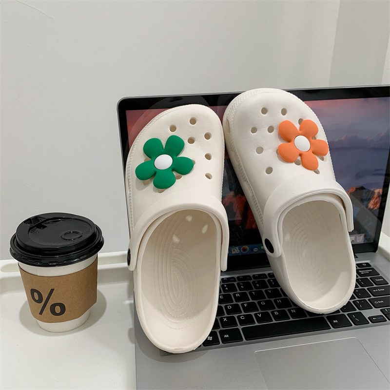 Hole Shoes Ins Girl's Heart Feeling of Shit Cute Cartoon Cow Toe Box Soft Bottom Thick Bottom for Outdoors Sandals Women's Summer - Image 3