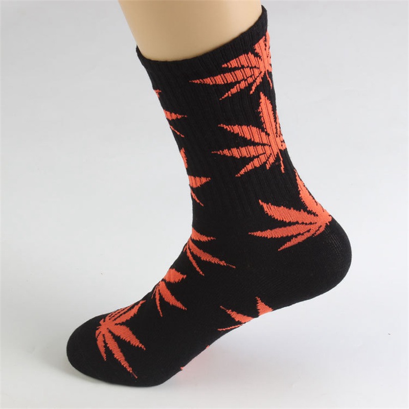 INS Internet Celebrity Mid-Calf Leaf Socks Men and Women Street Sports Skateboard Maple Leaf-Shaped Socks Cotton Stockings Female Trendy Socks Manufacturer - Image 36