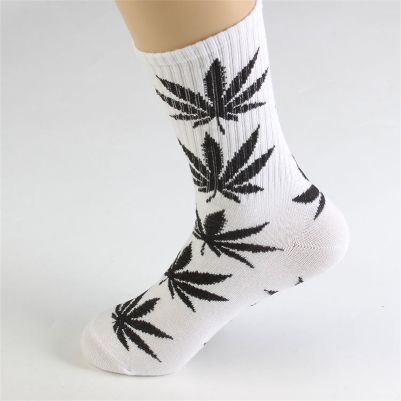 INS Internet Celebrity Mid-Calf Leaf Socks Men and Women Street Sports Skateboard Maple Leaf-Shaped Socks Cotton Stockings Female Trendy Socks Manufacturer - Image 37