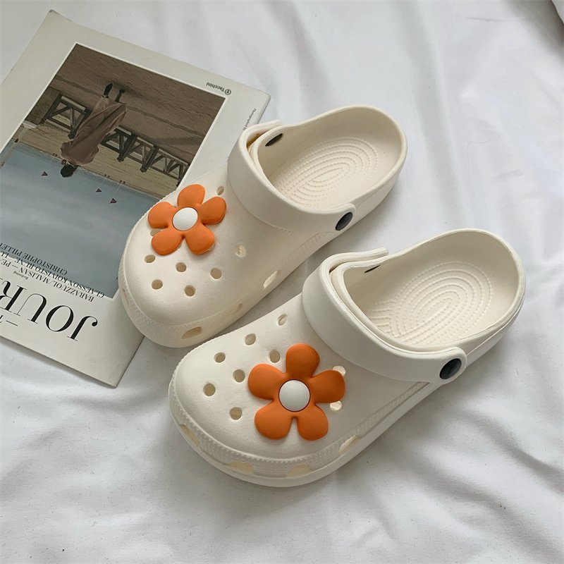 Hole Shoes Ins Girl's Heart Feeling of Shit Cute Cartoon Cow Toe Box Soft Bottom Thick Bottom for Outdoors Sandals Women's Summer - Image 2