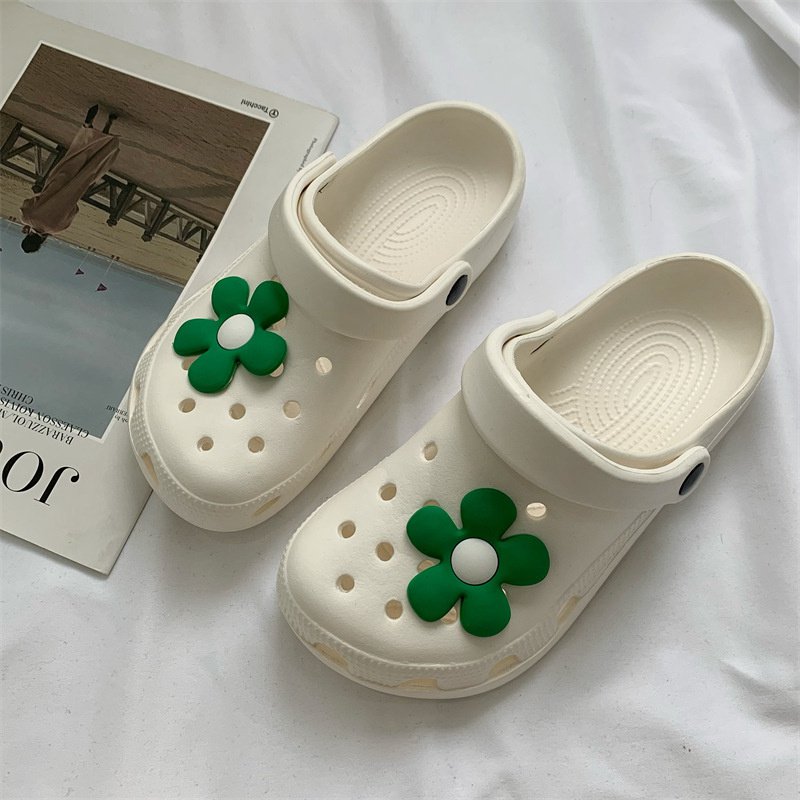 Hole Shoes Ins Girl's Heart Feeling of Shit Cute Cartoon Cow Toe Box Soft Bottom Thick Bottom for Outdoors Sandals Women's Summer