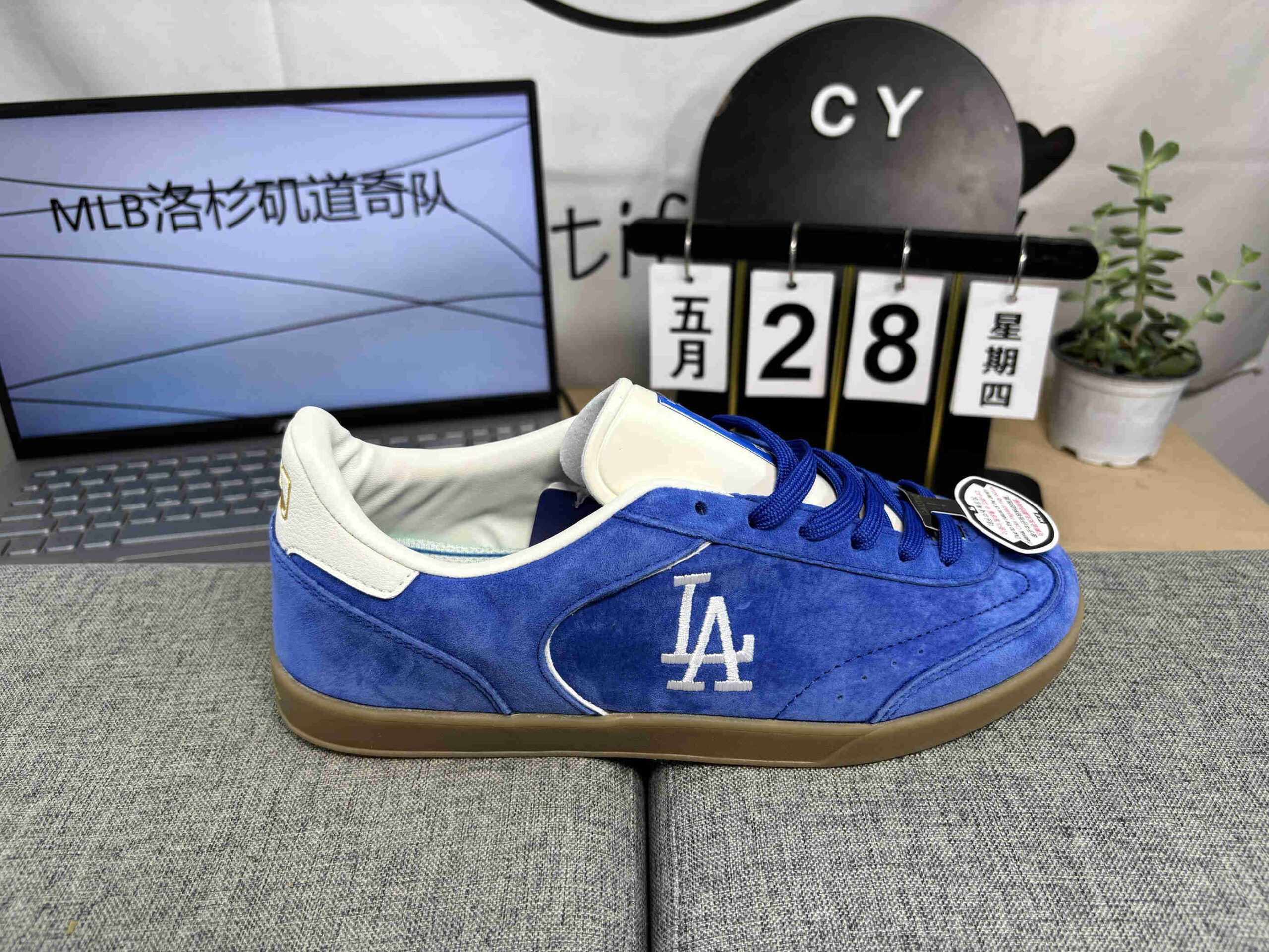 MLB Yankees Multi-Color Leather Suede Casual Shoes for Men Women - Image 3