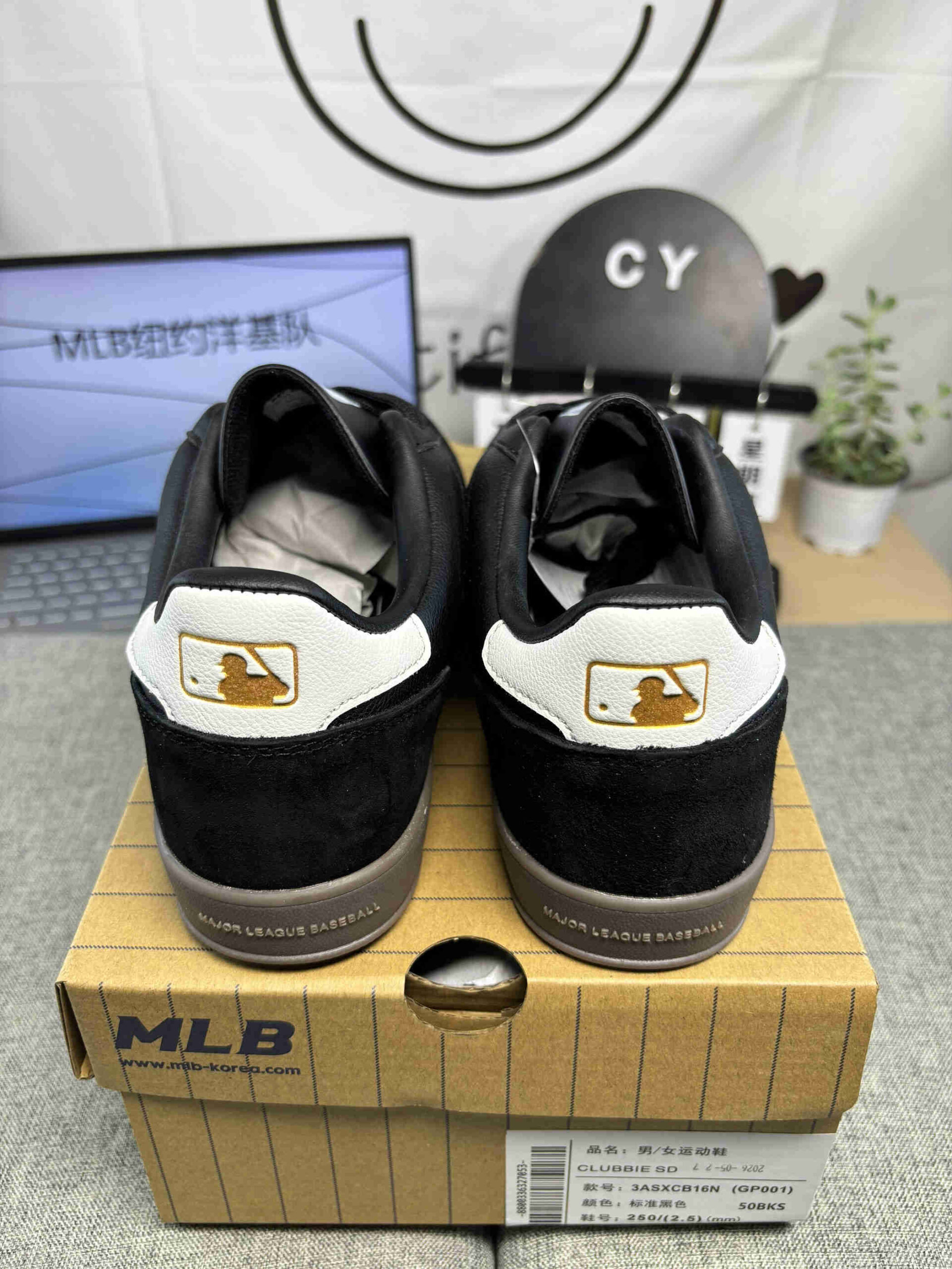 MLB Yankees Multi-Color Leather Suede Casual Shoes for Men Women - Image 5